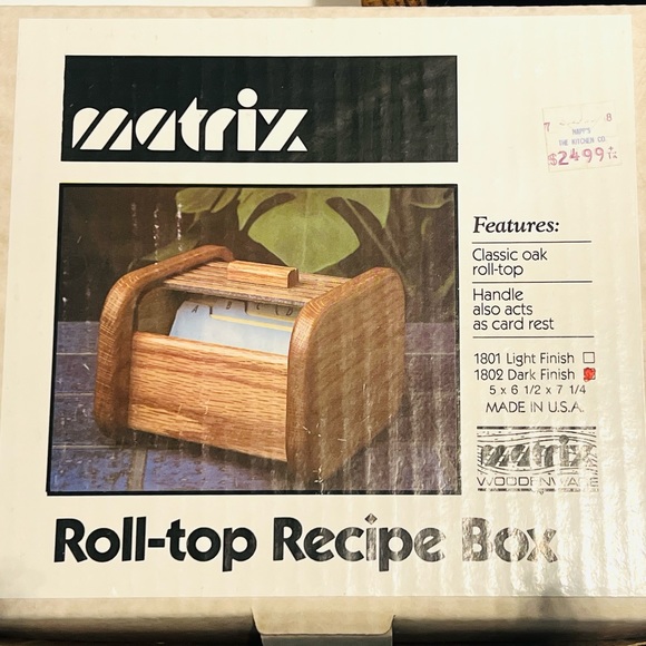 Vintage Matrix Roll-top Recipe Box, Classic Oak - Picture 11 of 12